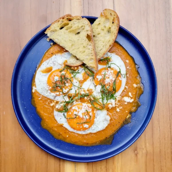 Huevos Pomodoro